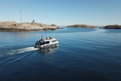 Triton på väg in mot lunch. Väster om Storö.